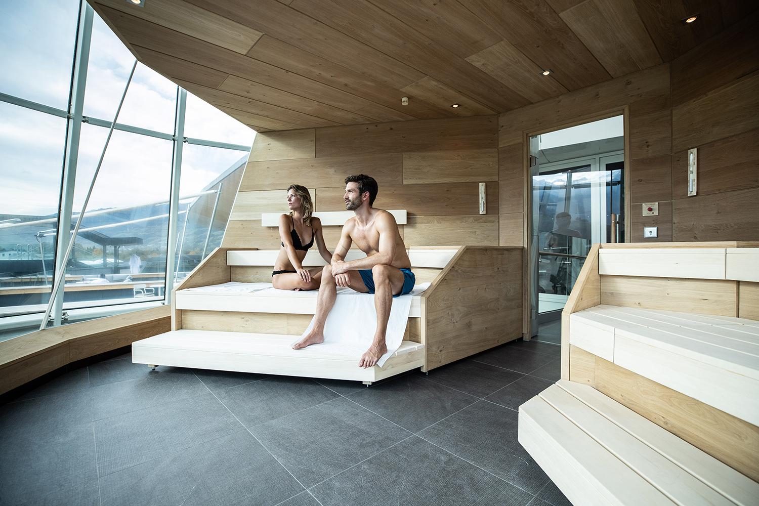 TAUERN SPA Gletscherblick Sauna