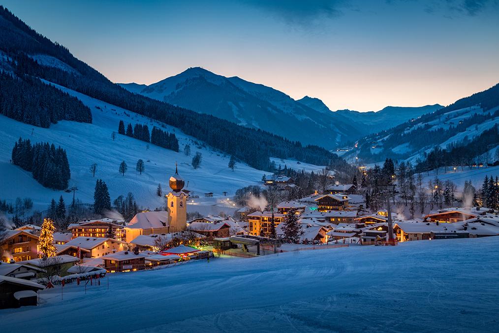 View,Over,Saalbach,Mountain,Village,At,Night,,Salzburg,,Austria